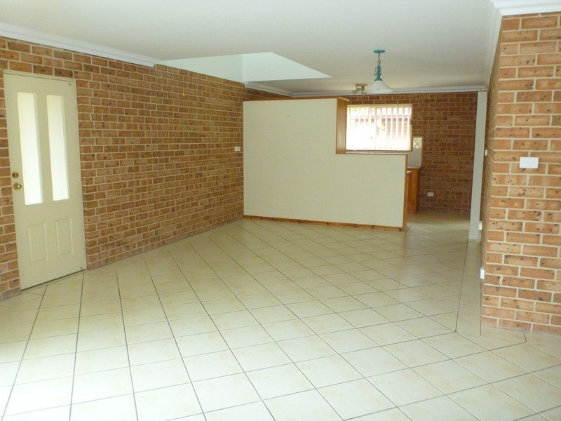 2/11 Leumeah Street, Sanctuary Point NSW 2540