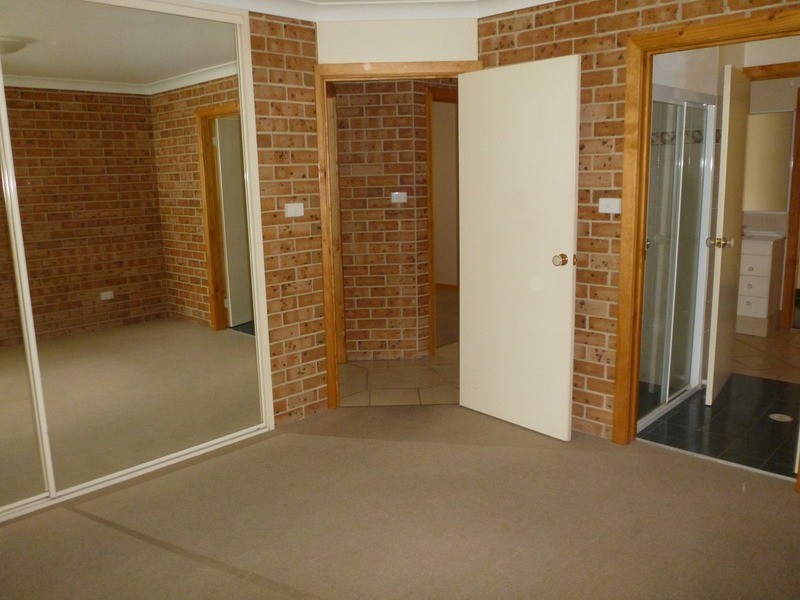 2/11 Leumeah Street, Sanctuary Point NSW 2540