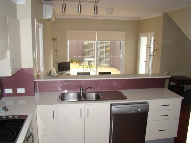 3/6 Morton Street, Huskisson NSW 2540