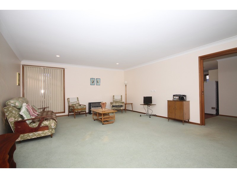 32  First  Avenue, Erowal Bay NSW 2540