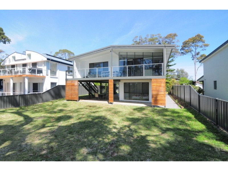 180 Elizabeth Drive, Vincentia NSW 2540
