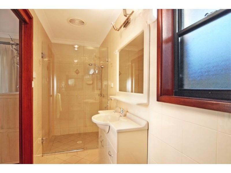 352 Elizabeth Drive, Vincentia NSW 2540