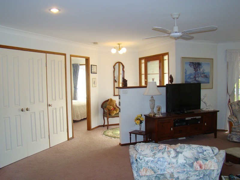 70 Cammaray  Drive, St Georges Basin NSW 2540
