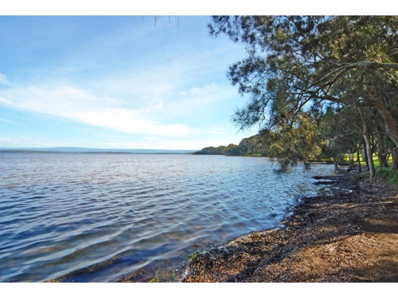 95 Walmer  Avenue, Sanctuary Point NSW 2540