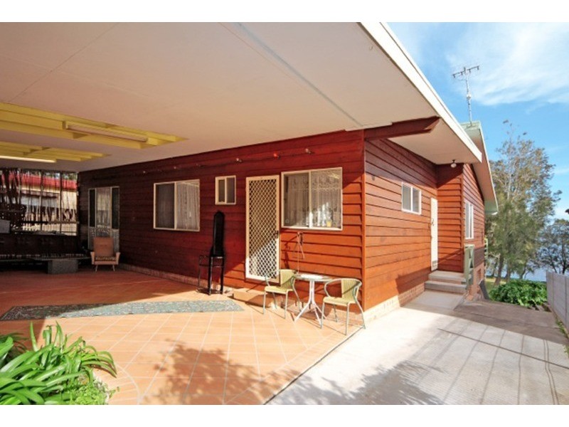 95 Walmer  Avenue, Sanctuary Point NSW 2540