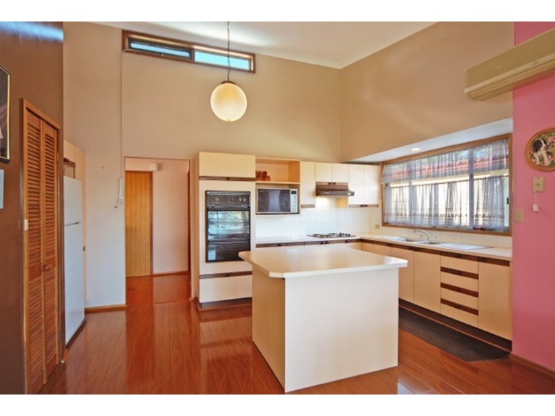 95 Walmer  Avenue, Sanctuary Point NSW 2540