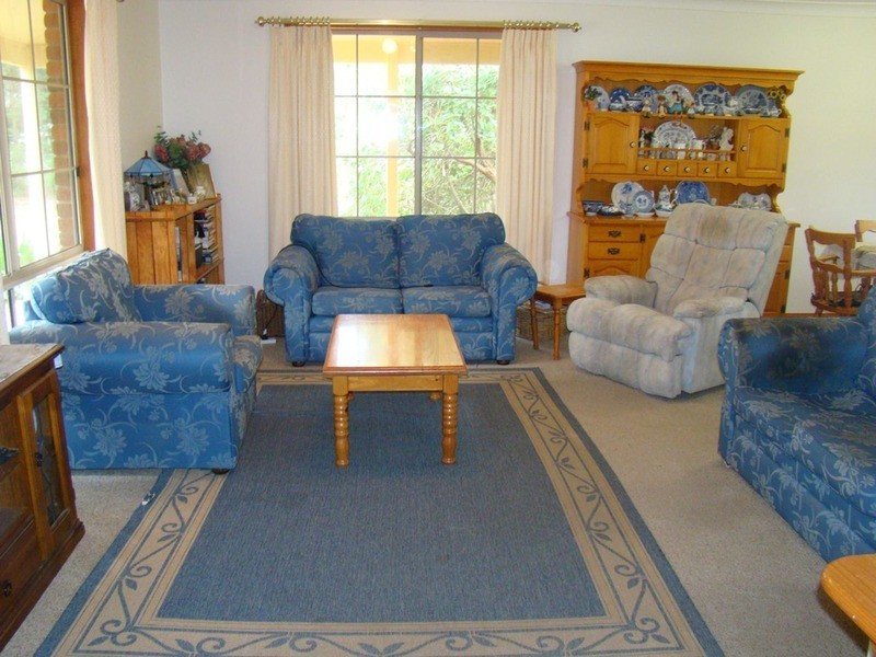 15 Fairfax  Road, Woollamia NSW 2540