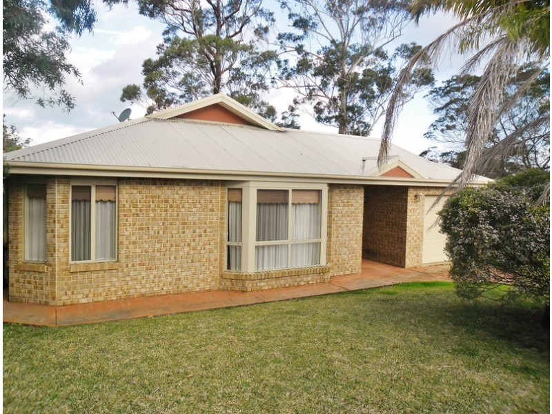 10 Flamingo  Avenue, Sanctuary Point NSW 2540