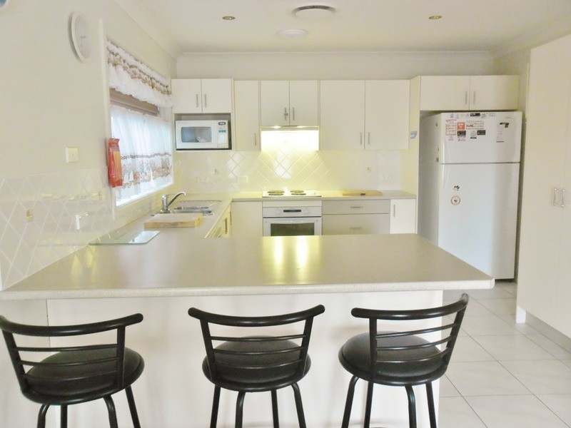 10 Flamingo  Avenue, Sanctuary Point NSW 2540