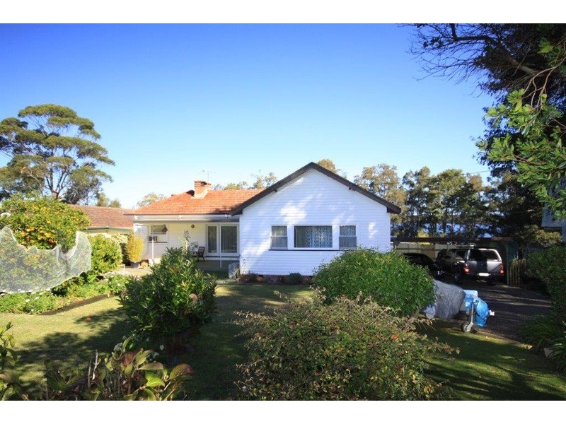 62 Basin View  Parade, Basin View NSW 2540