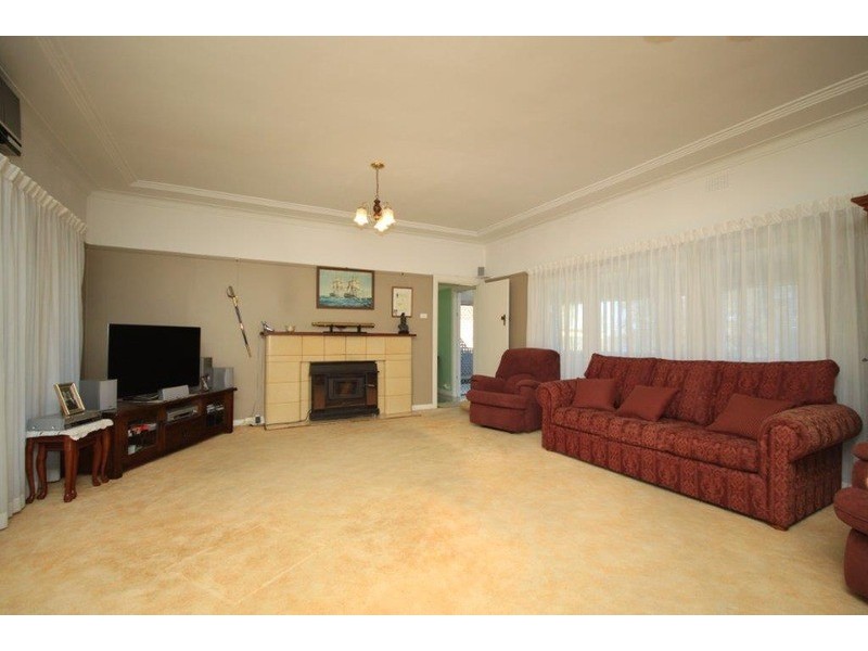 62 Basin View  Parade, Basin View NSW 2540