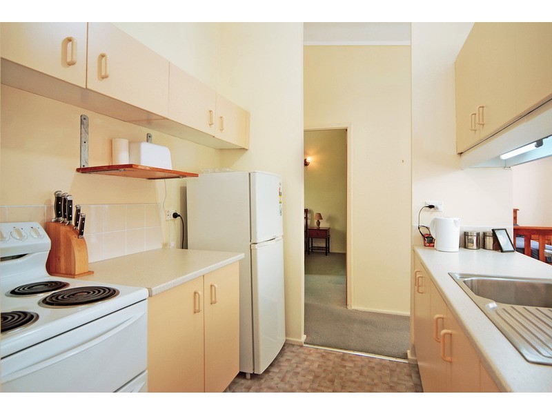 147 Basin View Parade, Basin View NSW 2540
