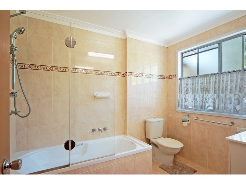 147 Basin View Parade, Basin View NSW 2540