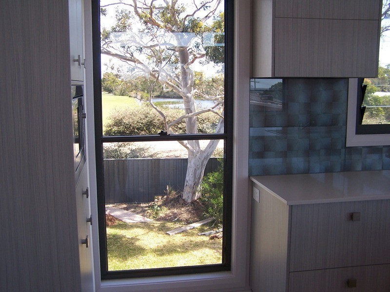 10 Omega Place, Vincentia NSW 2540