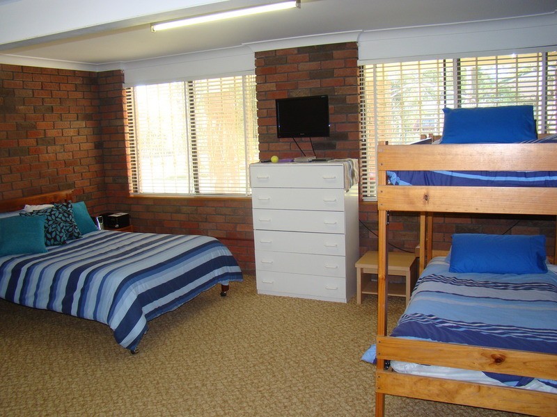 83 Greville Avenue, Sanctuary Point NSW 2540