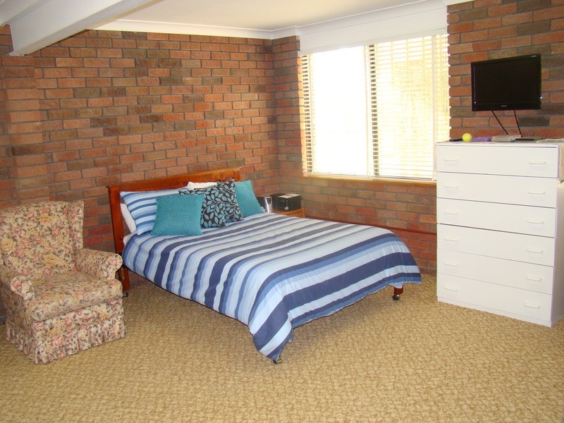 83 Greville Avenue, Sanctuary Point NSW 2540