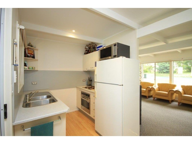 63 Walmer  Avenue, Sanctuary Point NSW 2540