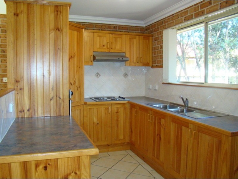 2/11 Leumeah Street, Sanctuary Point NSW 2540