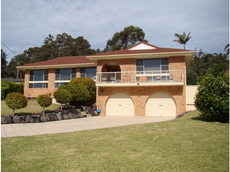 14 Collett Place, St Georges Basin NSW 2540