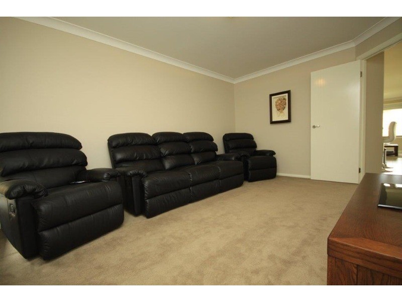 28 Nadine  Street, Sanctuary Point NSW 2540