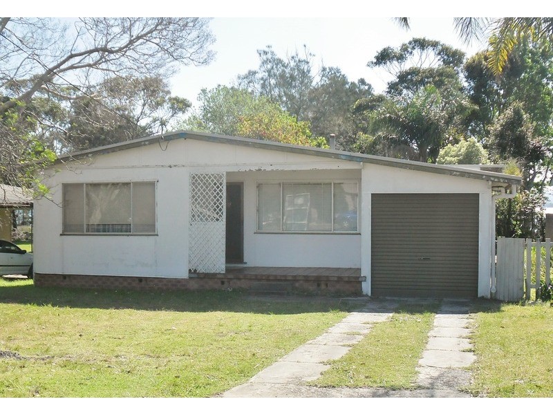 145 Walmer  Avenue, Sanctuary Point NSW 2540