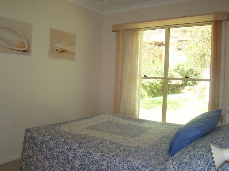 220  Macleans Point  Road, Sanctuary Point NSW 2540