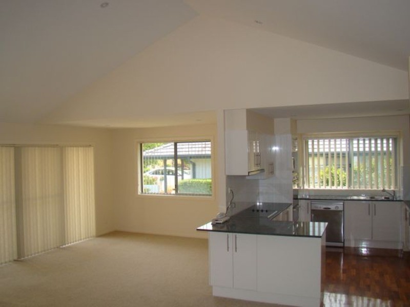 13 Martha Elizabeth Drive, Worrowing Heights NSW 2540