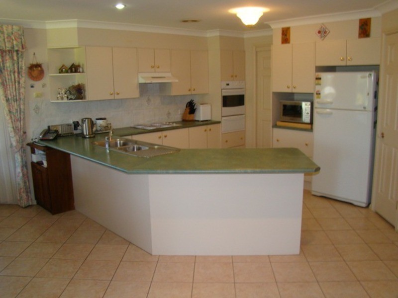 16 Prowse  Close, Vincentia NSW 2540