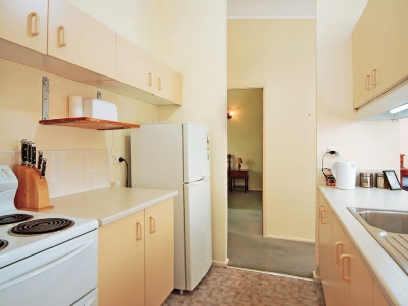 147 Basin View Parade, Basin View NSW 2540