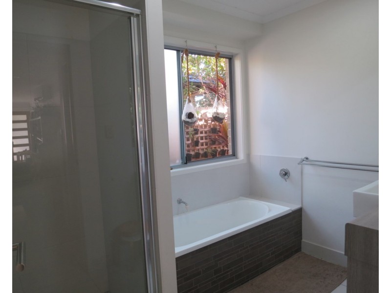 2./31 Mansell Street, Meridan Plains QLD 4551