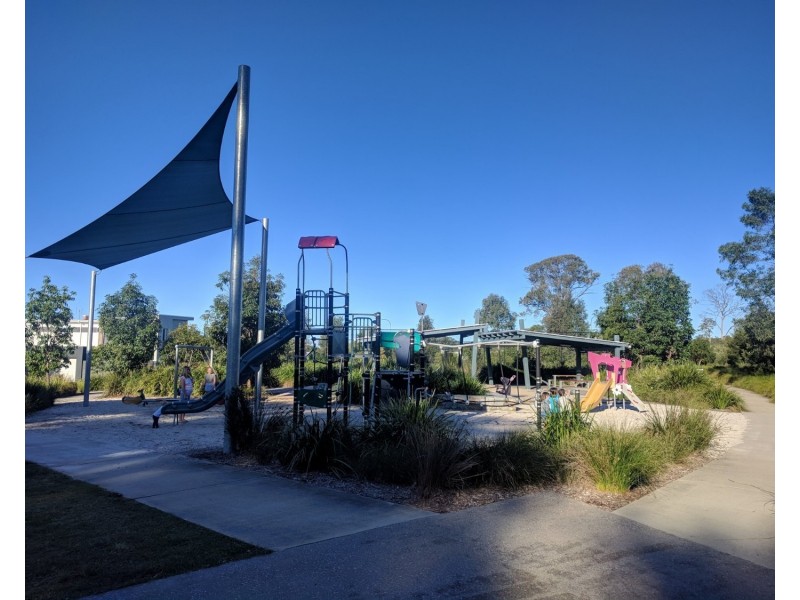 2./31 Mansell Street, Meridan Plains QLD 4551