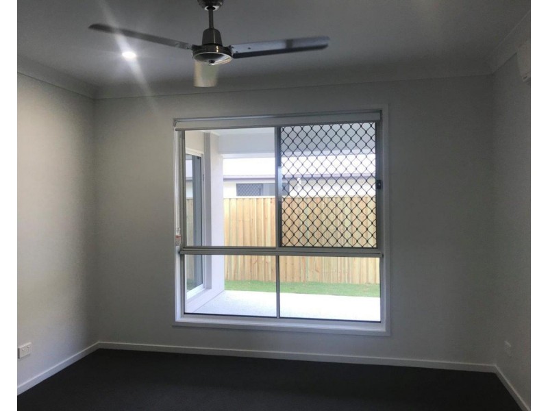 78 Creekside Circuit, Nambour QLD 4560