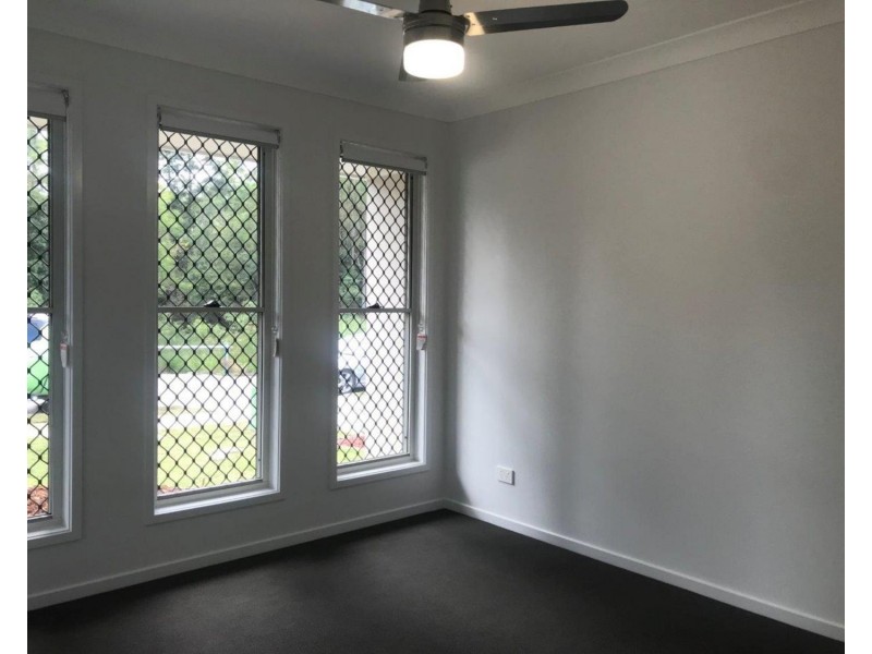 78 Creekside Circuit, Nambour QLD 4560