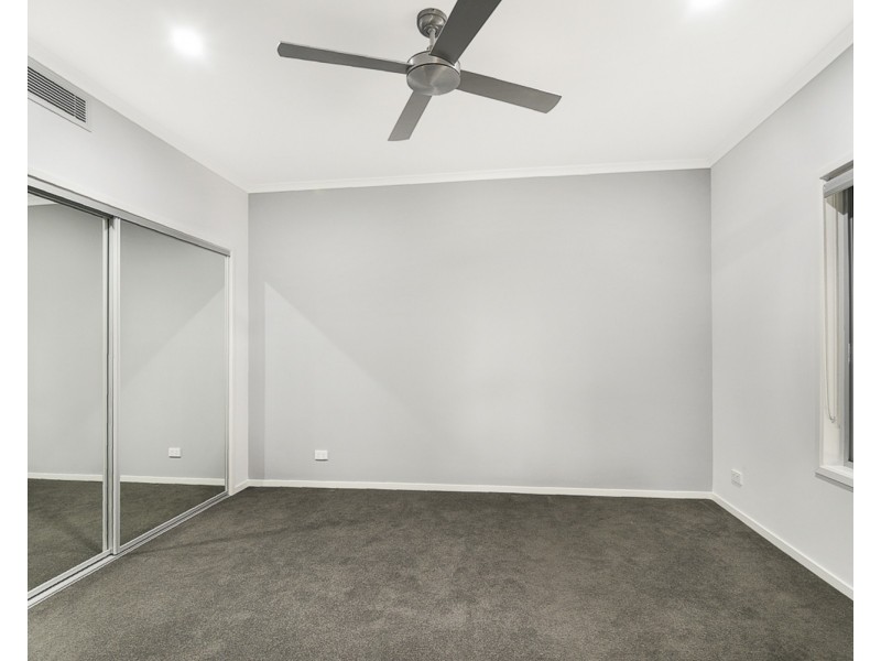 50 Aurora Place, Valdora QLD 4561