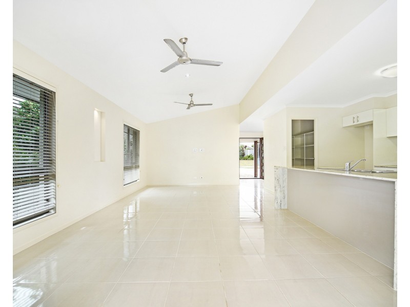15 Montreal Drive, Peregian Springs QLD 4573