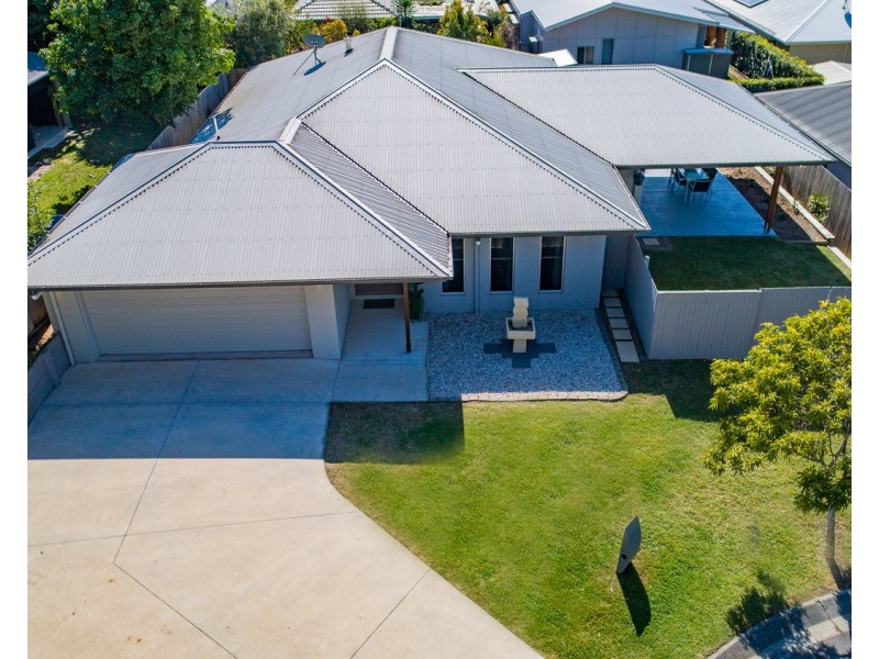 1 Riverstone Place, Bli Bli QLD 4560