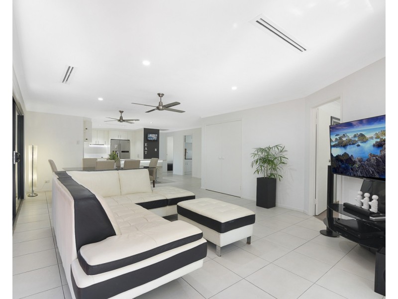 40 Palm Avenue, Coolum Beach QLD 4573