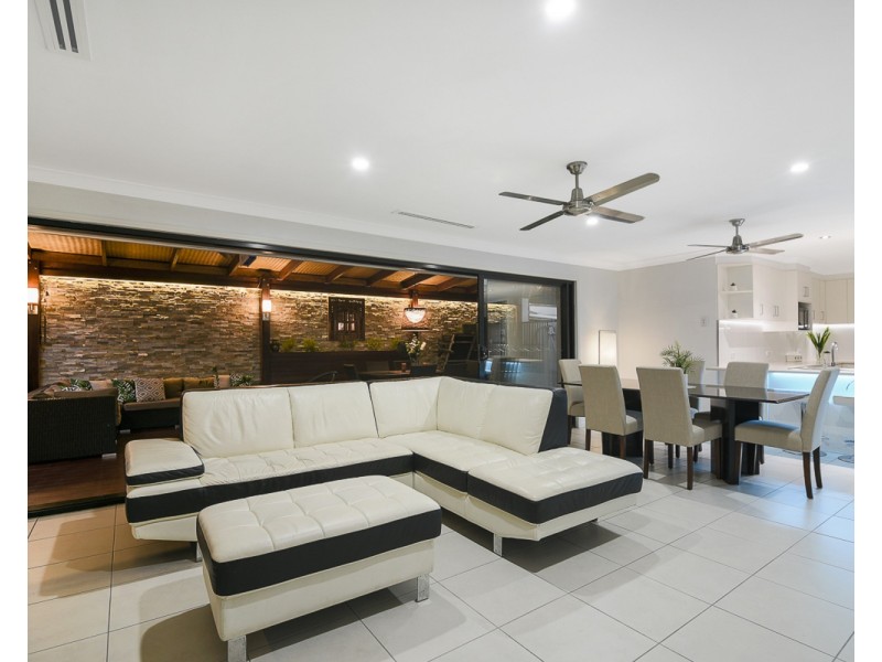 40 Palm Avenue, Coolum Beach QLD 4573