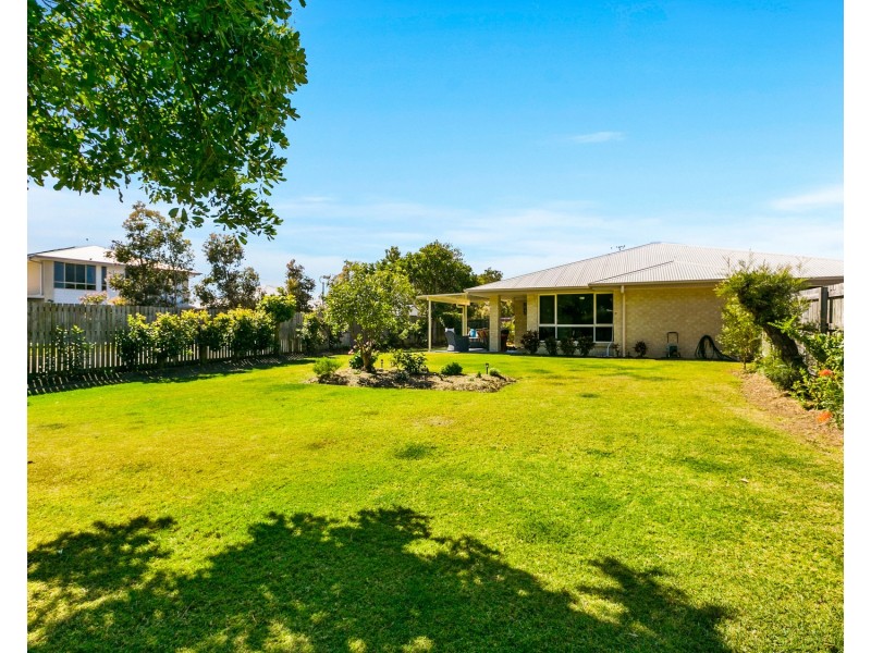 4/3-5 Weeroona Avenue, Beachmere QLD 4510