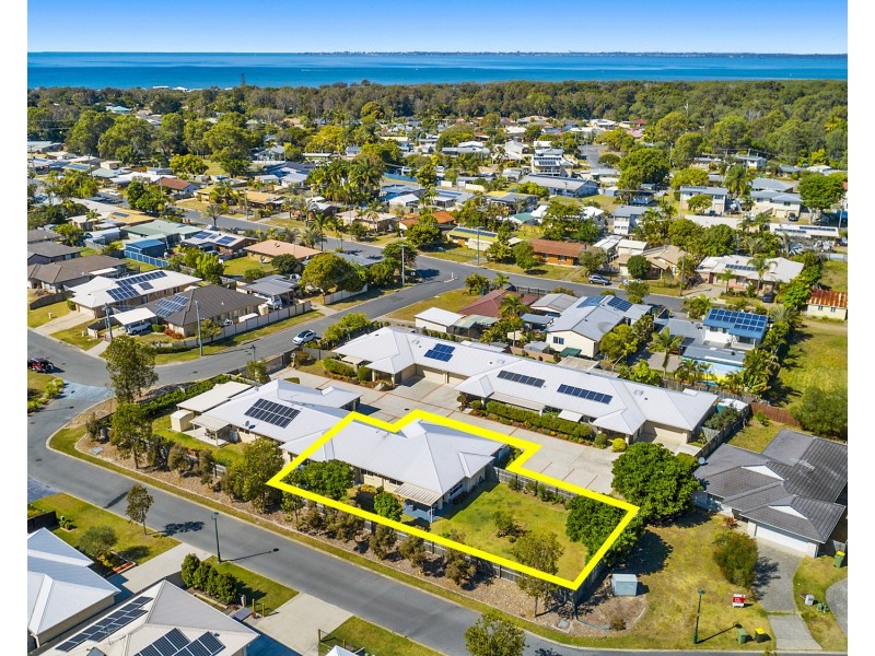 4/3-5 Weeroona Avenue, Beachmere QLD 4510