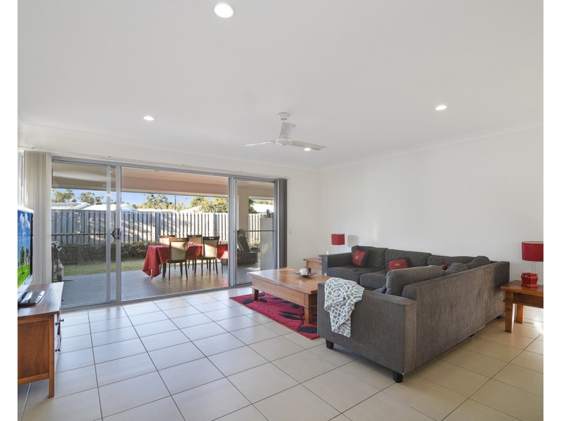 15 Dunes Court, Peregian Springs QLD 4573