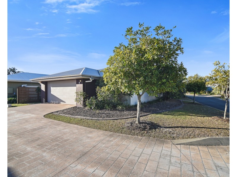 15 Dunes Court, Peregian Springs QLD 4573
