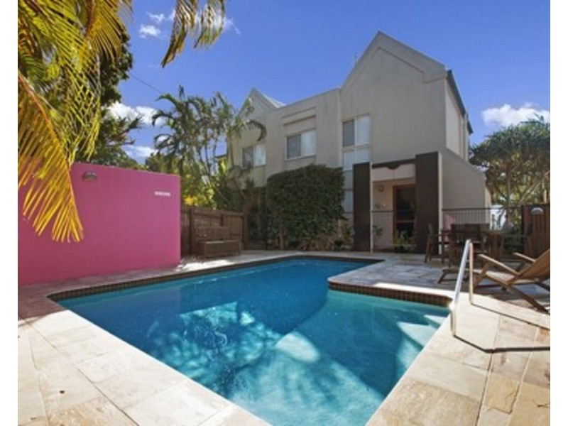 2/21 Lang Street, Coolum Beach QLD 4573