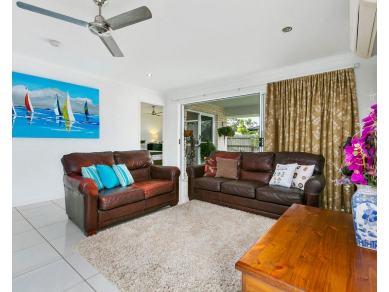 14 Retreat Crescent, Yandina QLD 4561