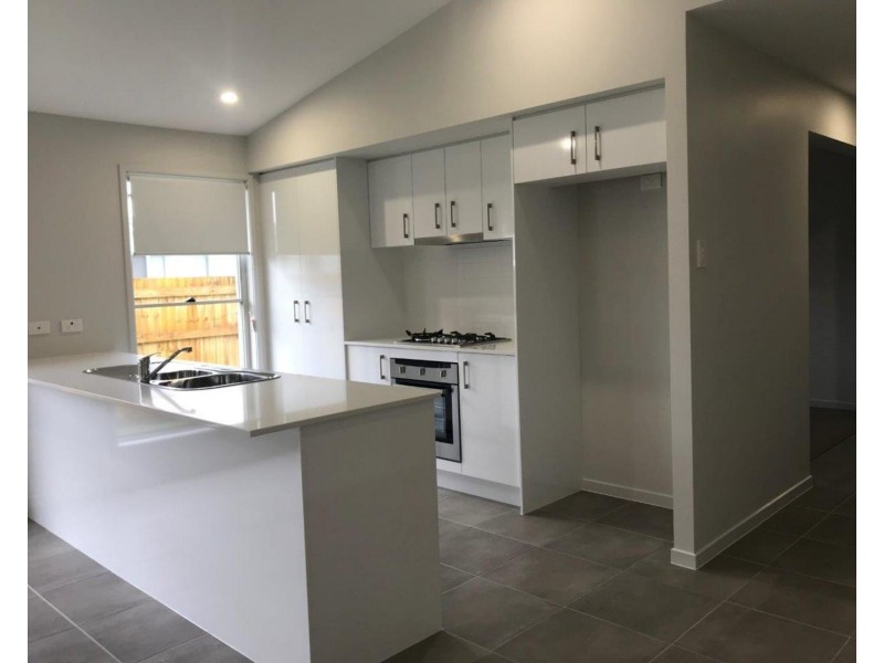 32. Toyne Street, Caloundra West QLD 4551