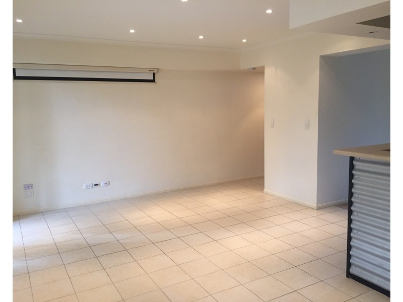 6/3 Beacon Court, Sunrise Beach QLD 4567