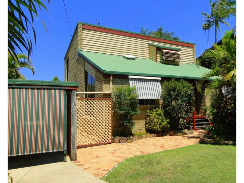 8 Warrack Street, Mount Coolum QLD 4573