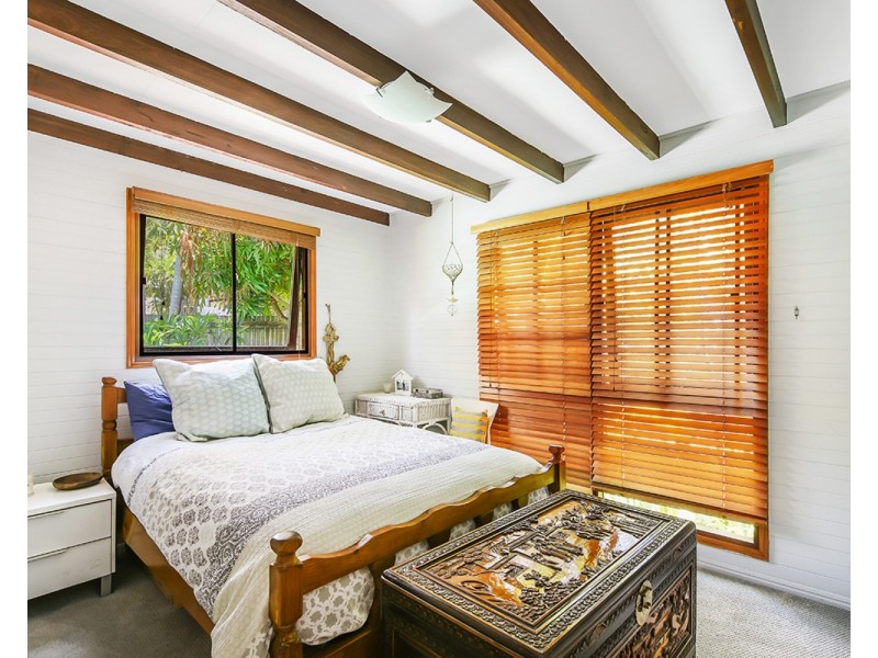 2 Lagoda Drive, Mount Coolum QLD 4573