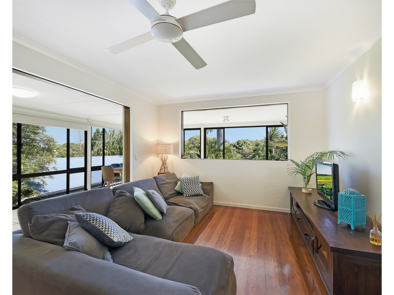 70 Neurum Road, Point Arkwright QLD 4573