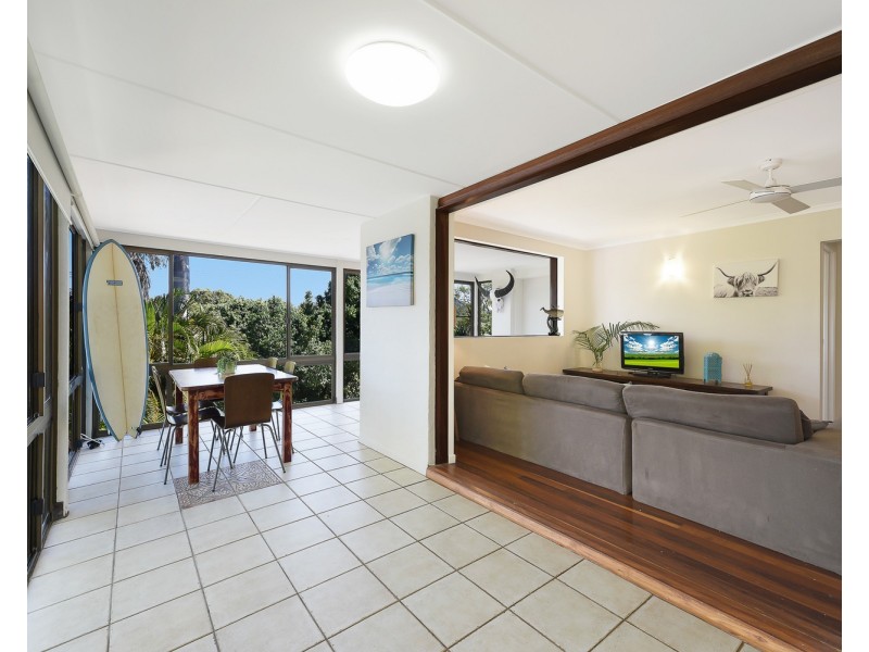70 Neurum Road, Point Arkwright QLD 4573